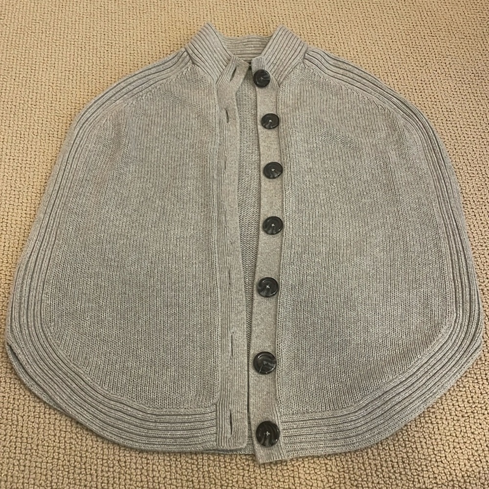 Club Monaco - Sweater Cape - Sz S